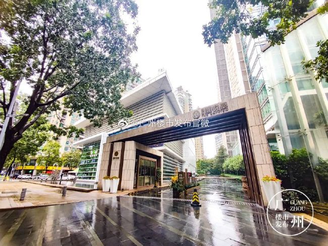 孟美岐情感充沛，将观众的情绪缓缓引入，声声沁入人心，传递出真诚与无悔